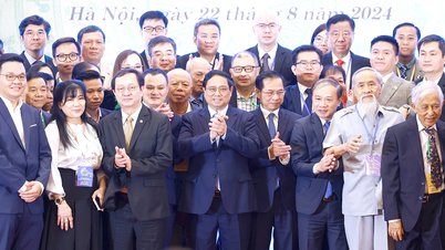 Cộng đồng người Việt Nam ở nước ngoài là nguồn lực cùng đất nước vươn lên