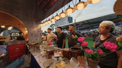 អ្នក​ញ៉ាំ​អាហារ​នៅ​ទីក្រុង​ហូជីមិញ​រំភើប​ចំពោះ​ម្ហូប​ហាណូយ