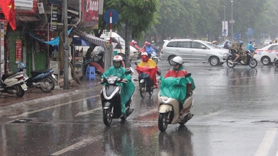 Không khí lạnh tăng cường, miền Trung mưa lớn, gió giật mạnh