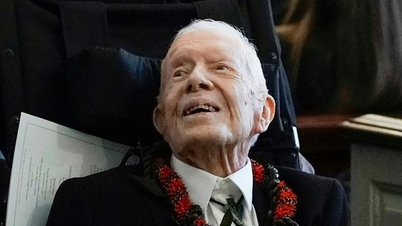 Cựu Tổng thống 100 tuổi Jimmy Carter bỏ phiếu, hoàn thành tâm nguyện ủng hộ bà Harris