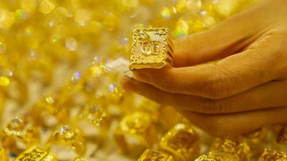 Gold price on January 3, 2025: SJC and gold rings skyrocket