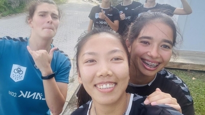 Huynh Nhu extends contract with Lank FC for another year