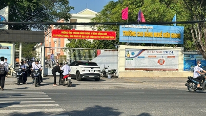 មហាវិទ្យាល័យ​វិជ្ជាជីវៈ​បង្កើត​ឯកសារ​ក្លែងក្លាយ​ចំណាយ​ជិត ២០​ពាន់​លាន​ដុង​ដោយ​មិន​ត្រឹមត្រូវ។