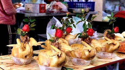 Tiểu thương "chợ nhà giàu" Hà Nội doanh thu tăng nhiều lần dịp Tết