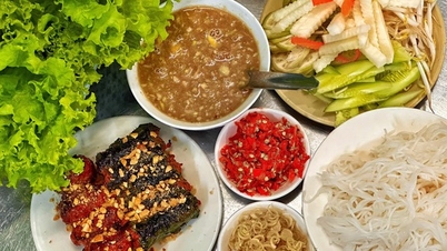 ទោះ​បី​វា​ស្ថិត​នៅ​ក្នុង​ផ្លូវ​មួយ​ក៏​ដោយ ក៏​ហាង​របស់​ម្ដាយ និង​កូន​ទាំង​ពីរ​តែង​មាន​អតិថិជន​ច្រើន​កុះករ។