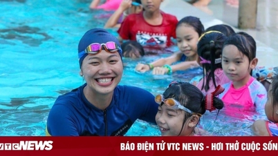 Anh Vien បង្រៀនហែលទឹកដោយឥតគិតថ្លៃ ក្លាយជាឯកអគ្គរដ្ឋទូតនៃកម្មវិធីប្រឆាំងការលង់ទឹកសម្រាប់កុមារ