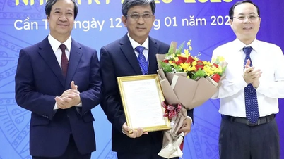 ខិតខំ​ឲ្យ​ថវិកា​ឆ្នាំ​២០២៥​សម្រេច​បាន​១.០០០​ពាន់​លាន​ដុង