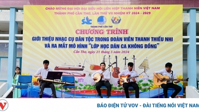 Khắc họa nét đẹp quê hương qua "lớp học dân ca 0 đồng"
