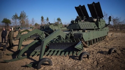 តើ​រថពាសដែក Assault Breacher មាន​លក្ខណៈ​ពិសេស​អ្វី​ខ្លះ​ដែល​អាមេរិក​ផ្ទេរ​ទៅ​អ៊ុយក្រែន​ដោយ​សម្ងាត់?