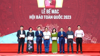 Linh hoạt đặt hàng và mua hàng để có tác phẩm báo chí chất lượng cao