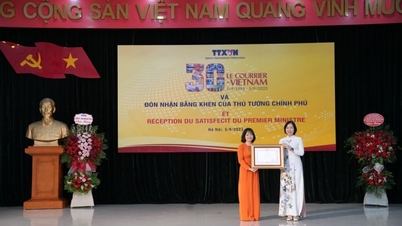 កាសែត Le Courrier du Vietnam ទទួលបានវិញ្ញាបនបត្របញ្ជាក់គុណតម្លៃពីនាយករដ្ឋមន្ត្រី