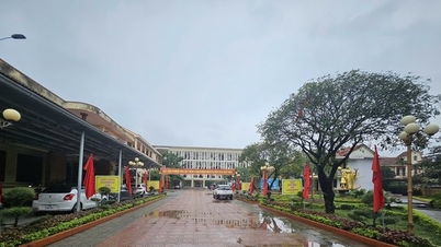 Investigation into the group of people who broke into the school and assaulted a 7th grade female student in Quang Binh