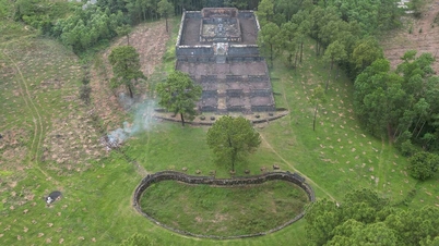 Restoration of the tomb of Empress Dowager Tu Du