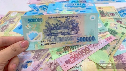 2 ngân hàng có lãi suất tiết kiệm cao ngất ngưởng trên 8% kỳ hạn 12 tháng
