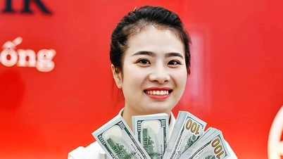 Giá USD ngân hàng tiếp tục tăng mạnh, vượt 25.400 đồng