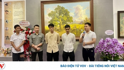 "ការចងចាំដែលប៉ះ" - ដំណើរត្រឡប់ទៅអារម្មណ៍កុមារភាព