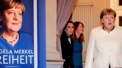 អតីតអធិការបតីអាល្លឺម៉ង់ Merkel ការពារការសម្រេចចិត្តដ៏ចម្រូងចម្រាសនៅឯពិធីសម្ពោធសៀវភៅ