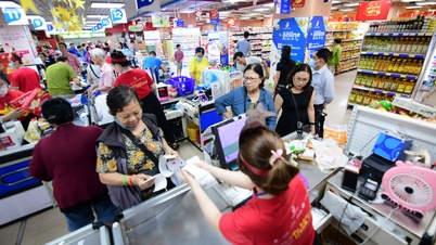 ក្នុង​ចំណោម​សហគ្រាស​រក​ប្រាក់​ចំណូល​បាន​ច្រើន​ជាង​គេ​ទាំង​២០​នៅ​វៀតណាម ធនាគារ​មាន​មុខ​តំណែង ១១។