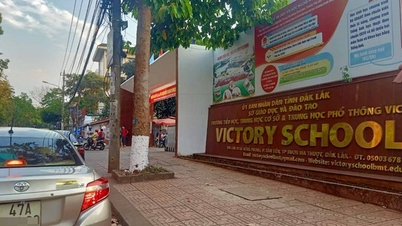 សាលា​លុប​ចោល​លទ្ធផល​ប្រឡង​ថ្នាក់ទី១០ ដោយសារ​សិស្ស​មក​យឺត​ពេល​បង់​ថ្លៃ​សិក្សា តើ​មន្ទីរ​អប់រំ និង​បណ្ដុះបណ្ដាល​និយាយ​យ៉ាង​ណា?