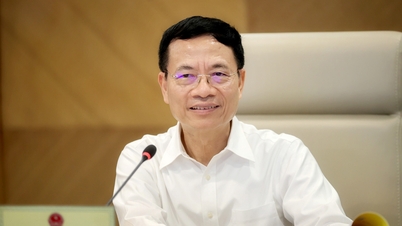 위대한 국민의 꿈은 위대한 사업과 위대한 사람을 만듭니다.