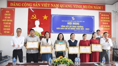 Hội Nhà báo tỉnh Bến Tre trao giải cho 24 tác phẩm đạt giải Báo chí về nông thôn mới 2023