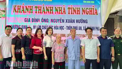 ពិធីសម្ពោធផ្ទះដឹងគុណនៅឃុំខាញ់ភូ
