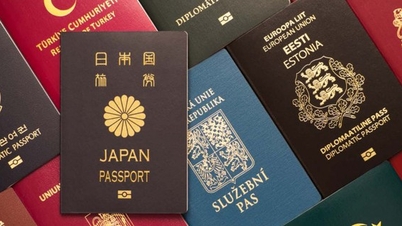 Which passport is the most powerful in the world in 2024, where does Vietnam rank?