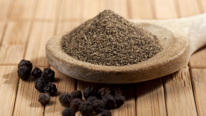 Pepper price today July 11, 2024, continuing the upward trend, the price is not attractive enough for people to sell massively, expected to reach 200 thousand VND/kg