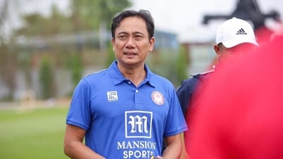 Trong thời gian chờ ông Park Hang Seo, CLB TPHCM công bố HLV tạm quyền