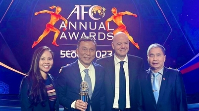 VFF ត្រូវបានផ្តល់កិត្តិយសដោយប្រធាន AFC ផ្ទាល់