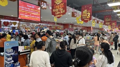 Saigon Co.op의 고객 수는 4월 30일 휴일 동안 약 20% 증가했습니다.