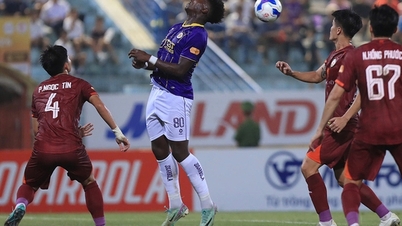 Need to improve the quality of foreign players in V-League
