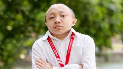Male student with brittle bone disease graduated with honors from Polytechnic University