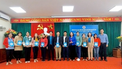 Thanh Hóa: Hơn 2,2 tỷ đồng hỗ trợ xây dựng “Mái ấm công đoàn”, tặng quà đoàn viên khó khăn