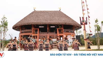 ភូមិវប្បធម៌សហគមន៍ពិសេសរបស់ជនជាតិភាគតិចនៅតំបន់ខ្ពង់រាប Thua Thien Hue