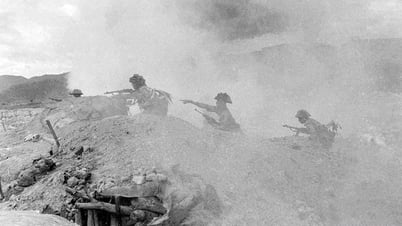 Ngày 2/5/1954: Quân ta khép chặt vòng vây tập đoàn cứ điểm Điện Biên Phủ