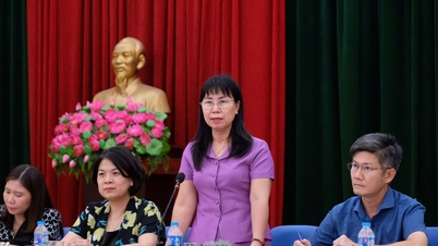 ដំណោះស្រាយករណីឪពុកម្តាយ 'ឡោមព័ទ្ធ' សាលាបឋមសិក្សាតាម៉ូ ៣