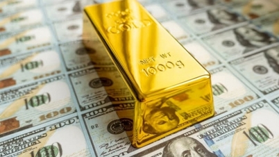 Giá vàng thế giới tăng hơn 30% sớm đạt 3.000 USD/ounce, đồng USD tăng mạnh liên tiếp, điều gì đang xảy ra?