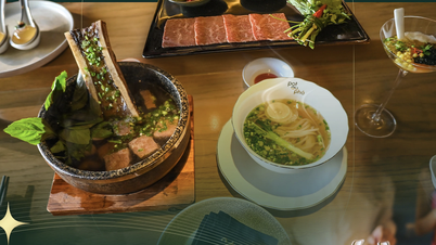 Phở 2,5 triệu: Dùng trứng cá tầm, thìa ngọc trai, khách Tây phải đặt trước