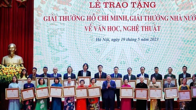 Tạm ứng gần 31 tỉ đồng chi trả Giải thưởng Hồ Chí Minh