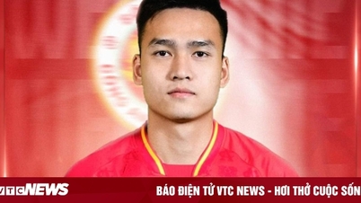 Bùi Hoàng Việt Anh gia nhập CLB Công an Hà Nội, lương 70 triệu đồng/tháng