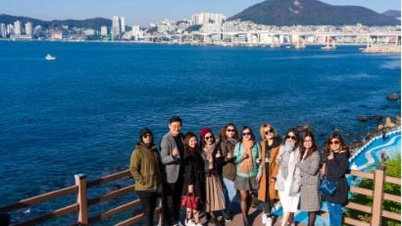 The number of international tourists to Korea increased sharply.