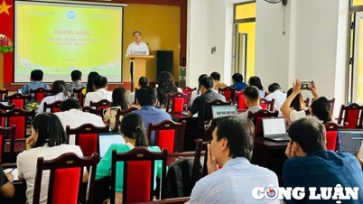 Bồi dưỡng kiến thức, kỹ năng thông tin, tuyên truyền về dân tộc, tôn giáo