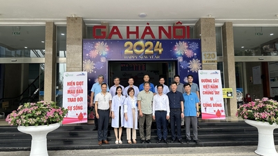 Gần 300 CBNV ĐS khu vực Hà Nội tham gia Ngày hội hiến máu tình nguyện năm 2024