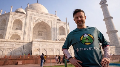 Visit the seven new wonders of the world in seven days