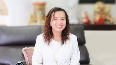 សប្បុរសជនជួយដល់ជីវិតសាកលវិទ្យាល័យទាំងមូលរបស់និស្សិតថ្មីចំនួន 5 នាក់ ជាមួយនឹងថ្លៃសិក្សាជាង 800 លានដុង