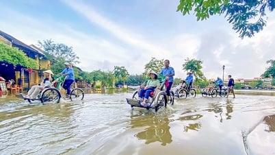 រដូវទឹកជំនន់ក្លាយជាផលិតផលទេសចរណ៍តែមួយគត់របស់ទីក្រុង Hoi An