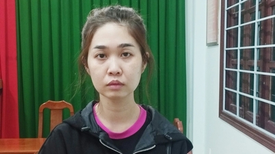 បុគ្គលិកស្រី "រត់ពន្ធ" មាសជាង ១៦០ តម្លឹងក្នុងមួយឆ្នាំ