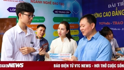 និស្សិតខេត្ត Ha Nam ចូលរួមយ៉ាងសាទរក្នុងពិព័រណ៍ជ្រើសរើសបុគ្គលិក និងការងារឆ្នាំ២០២៤
