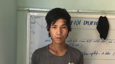 Nam thanh niên bỏ chạy vứt lại túi nghi chứa ma túy đá